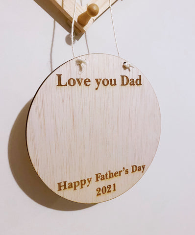 'Love you Dad' plaque